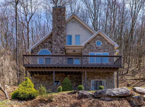 154 Kickapoo Drive, Hazle Twp, PA 18202