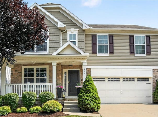 110 Trailhead Lane, Berea, OH 44017