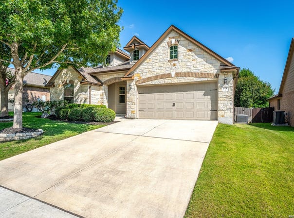 824 Water Oak, Schertz, TX 78154