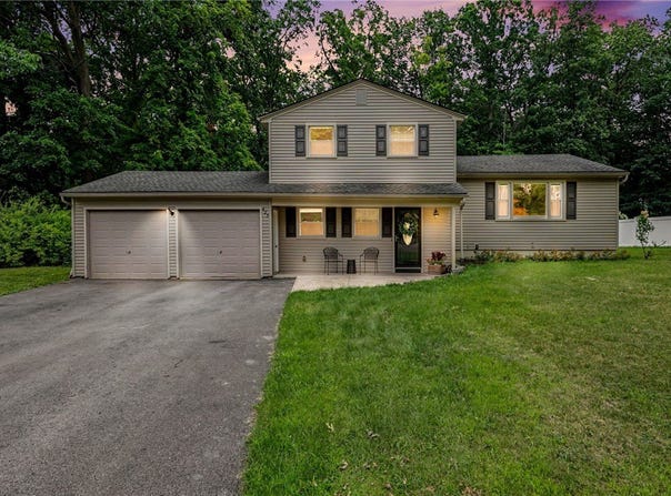 425 Tara Lane, Webster, NY 14580