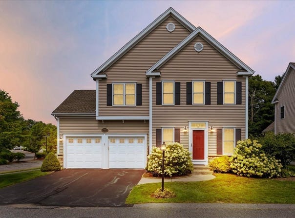 2 Sunflower Drive, Raynham, MA 02767