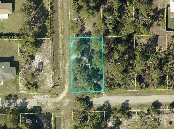 3418 68th Street W, Lehigh Acres, FL 33971