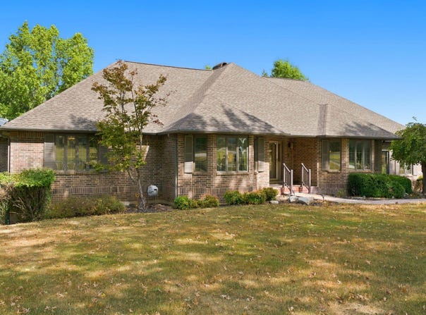 203 Rader Drive, West Plains, MO 65775