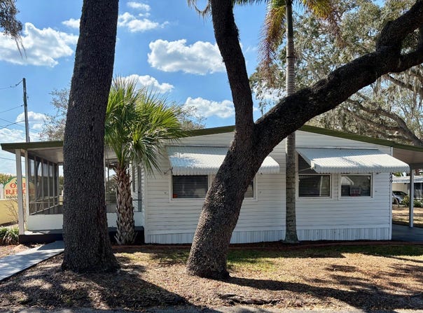 3049 Vine Lane, Sebring, FL 33870