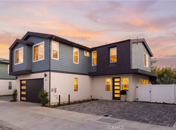 551 Bernard, Costa Mesa, CA 92627