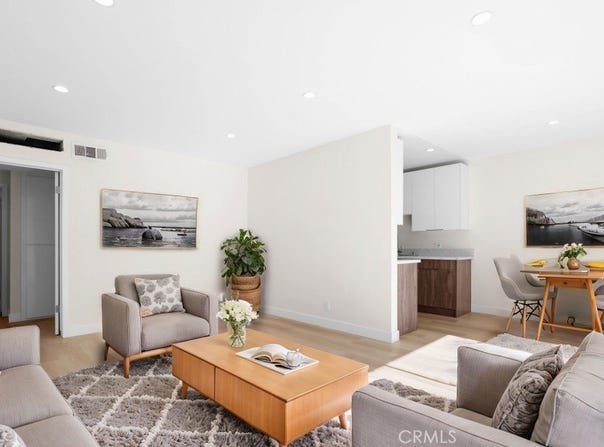 7961 Willis Avenue, Panorama City, CA 91402