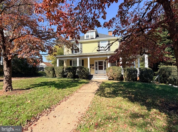 806 E PIEDMONT Street, CULPEPER, VA 22701