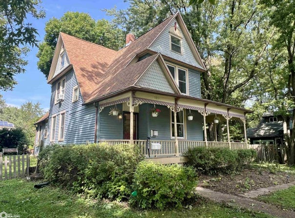 501 E Lowe Avenue, Fairfield, IA 52556