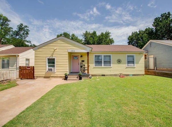 1810 E Oklahoma Ave, Enid, OK 73701