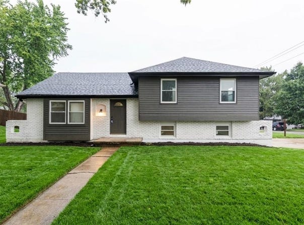 1900 Karlton Way, Excelsior Springs, MO 64024