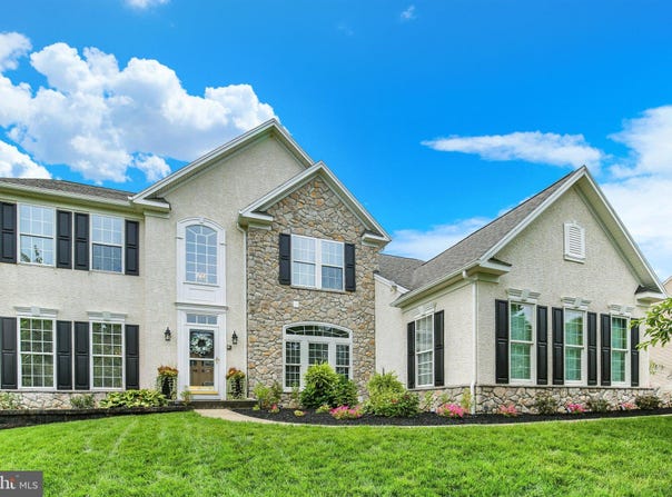 3 HIDDEN BROOK Way, SINKING SPRING, PA 19608