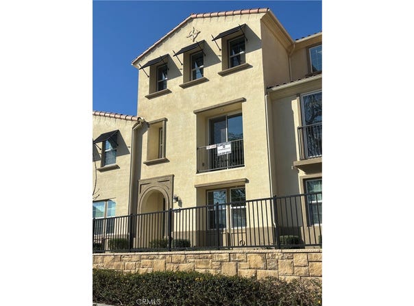 421 Camino Ruiz, Camarillo, CA 93012