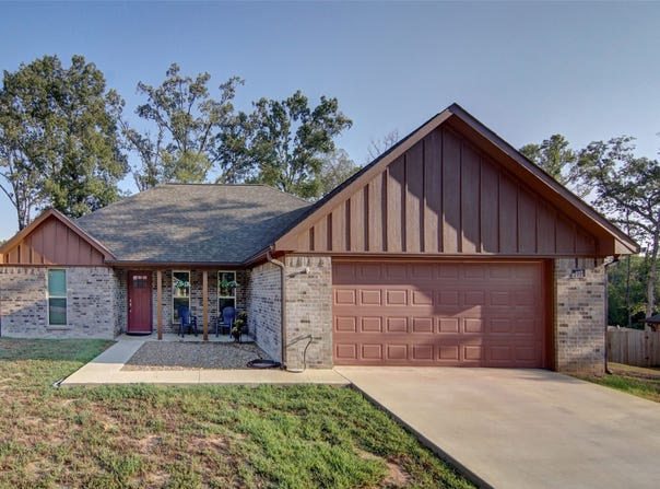 211 Private Road 6292, Mineola, TX 75773