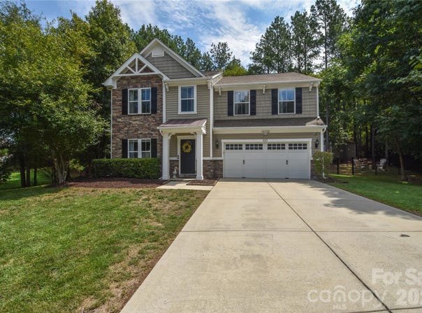 137 Poplin Place, Clover, SC 29710