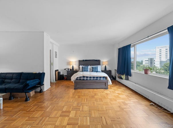 4 Fordham Hill Oval, Bronx, NY 10468