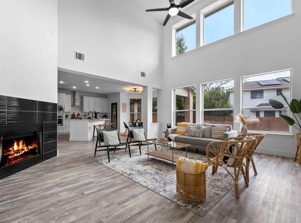 10909 River Plantation Dr, Austin, TX 78747