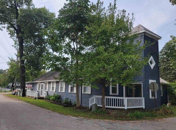 7852 Tippecanoe Drive, Walkerton, IN 46574