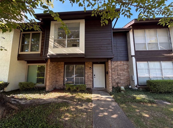 260 Rolling Hills Place, Lancaster, TX 75146