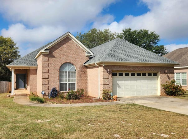 220 Carrington Lane, Centerville, GA 31028