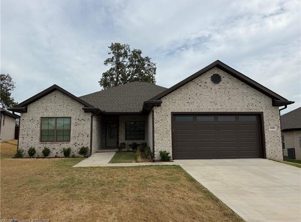 9105 Wayne CRSNG, Fort Smith, AR 72916