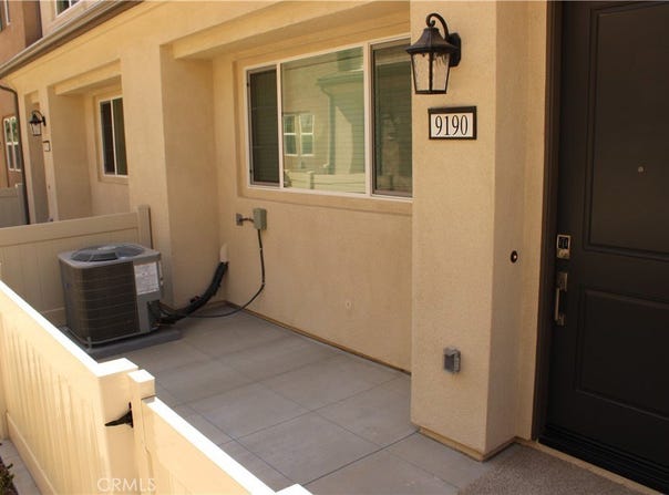 9190 Connolly Lane, Riverside, CA 92503