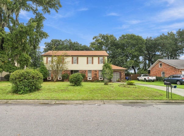 1114 Rosemead Road, Mount Pleasant, SC 29464