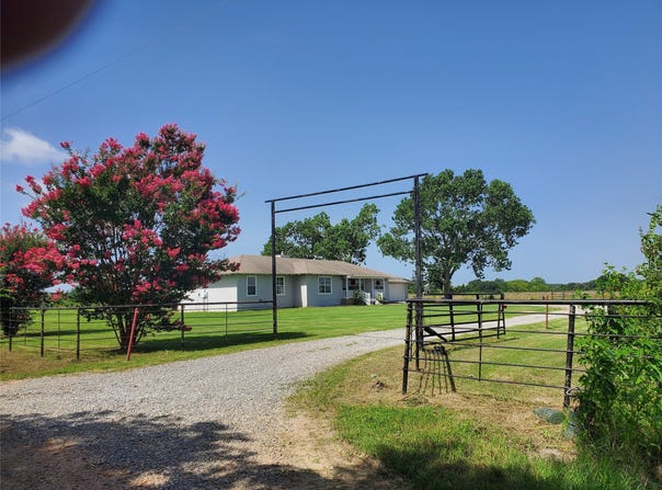 1343 CR 2230, Ivanhoe, TX 75447