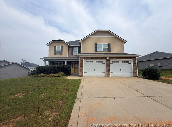 848 Screech Owl Drive, Hope Mills, NC 28348