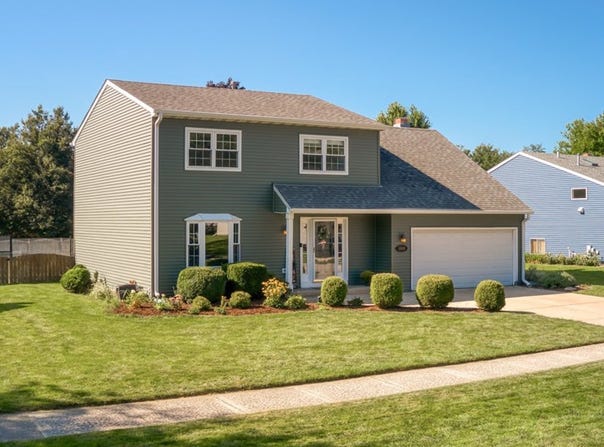 2803 Springdale Circle, Naperville, IL 60564