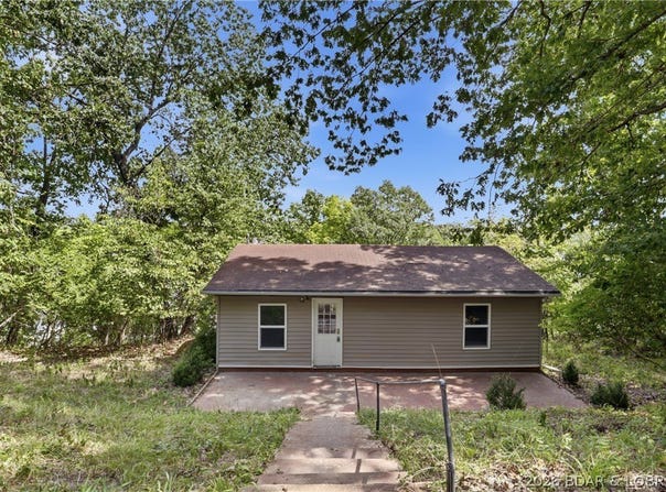 30189 Lea Lane, Rocky Mount, MO 65072