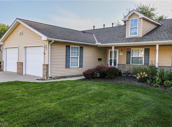 312 W Glen, Elyria, OH 44035