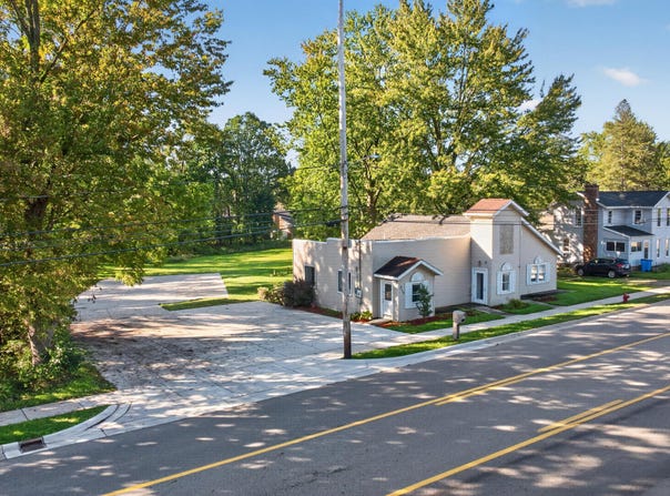 215 E Main Street, Spring Arbor, MI 49283