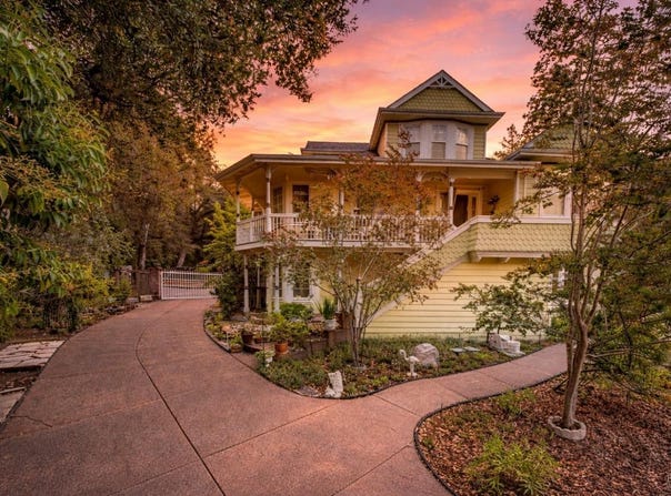 113 Heidi Lane, Cloverdale, CA 95425