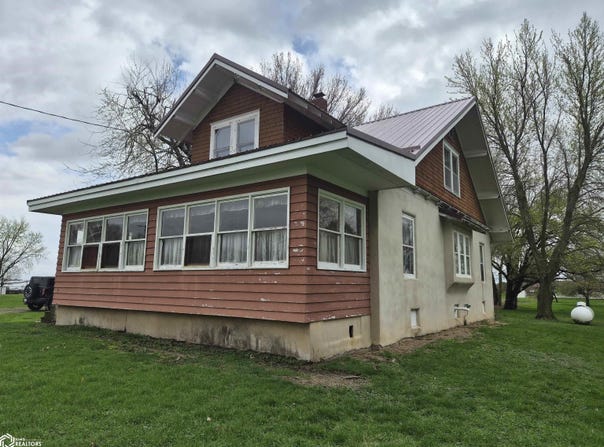 112 E Strait Street, Gilman, IA 50106