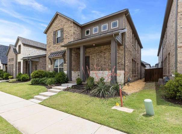 2714 Colby Drive, Mansfield, TX 76063