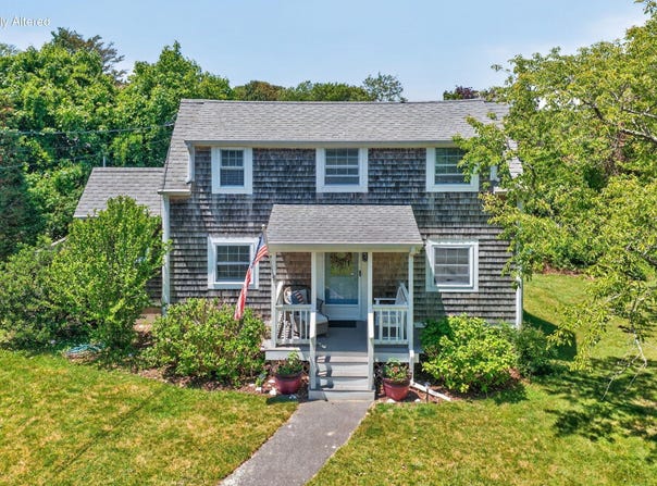 65 Wing Boulevard W, East Sandwich, MA 02537