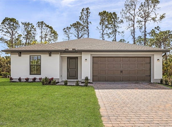 4100 NE 16th Avenue, Cape Coral, FL 33909