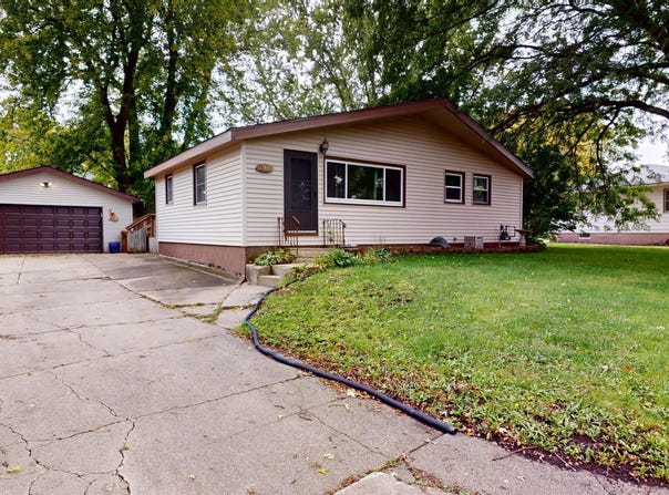 1314 Fairlane Terrace, Albert Lea, MN 56007