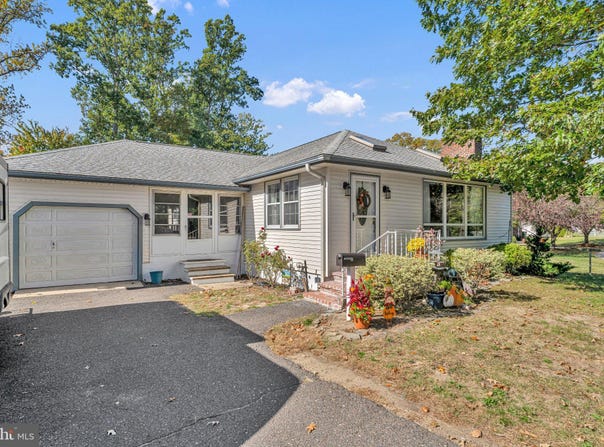 1493 GLASSBORO Road, WENONAH, NJ 08090
