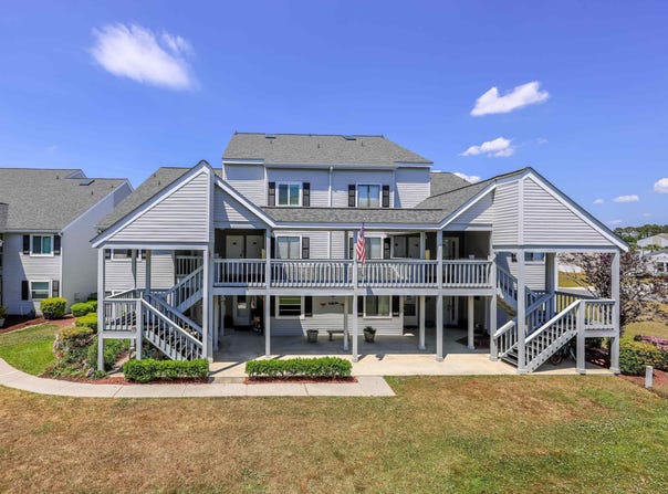 1880 Auburn Ln., Surfside Beach, SC 29575