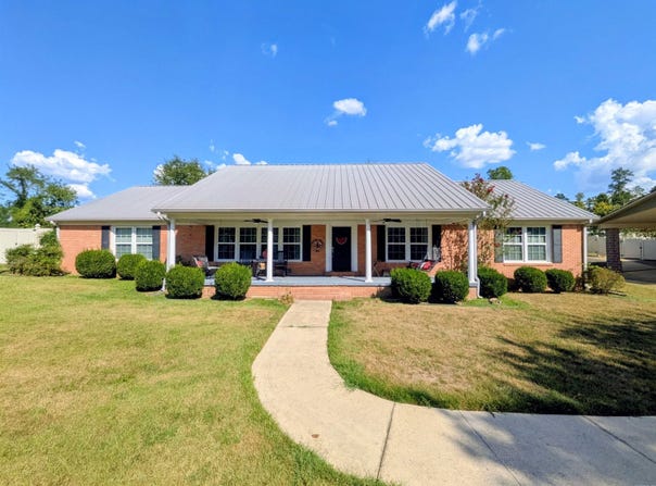 963 Ridgeview, Camden, AR 71701