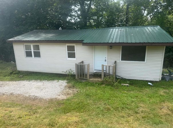 521 Morrow Rd, Huntington, WV 25701