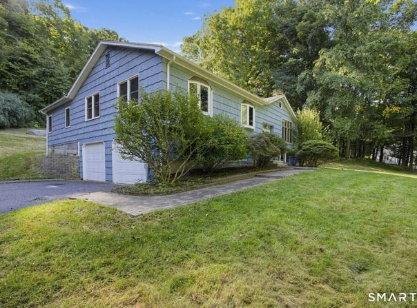 246 Turkey Roost Road, Monroe, CT 06468