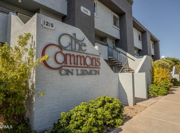 1215 E LEMON Street, Tempe, AZ 85281