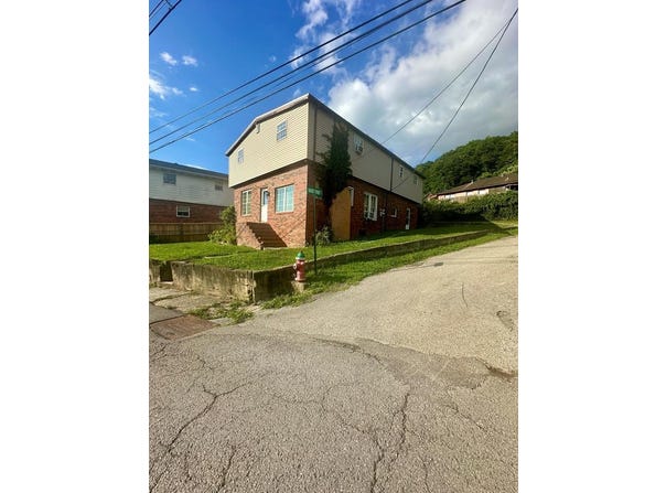 201 Cedar Street, Hazard, KY 41701