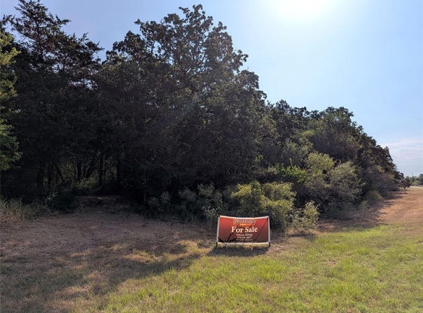 Private Road 7039, Lexington, TX 78947