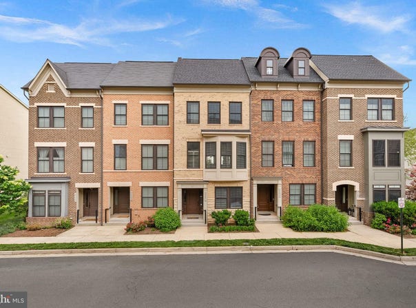 20401 CODMAN Drive, ASHBURN, VA 20147
