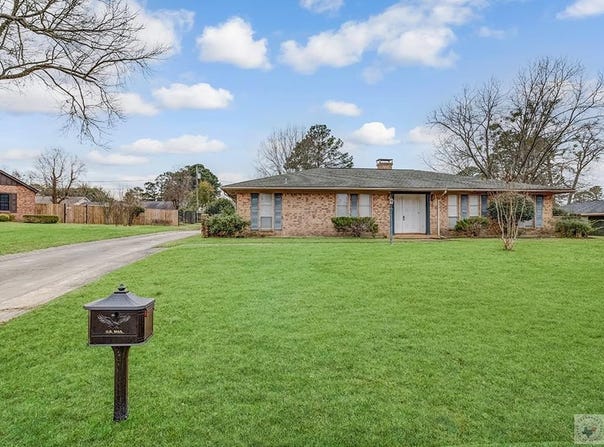 19 Downing Dr., Texarkana, AR 71854