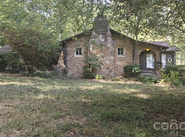 1944 E Maiden Road, Maiden, NC 28650