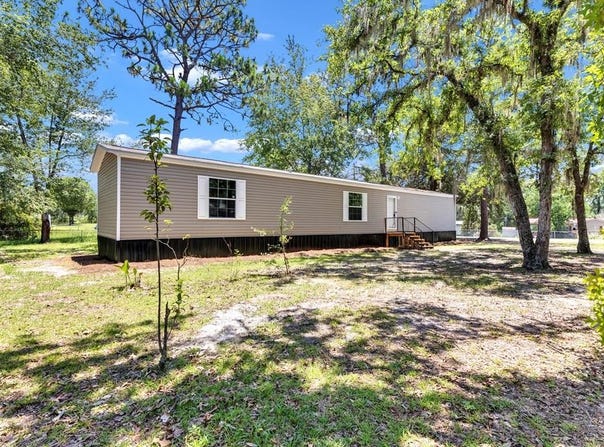 6891 Oak Ridge, Blackshear, GA 31516
